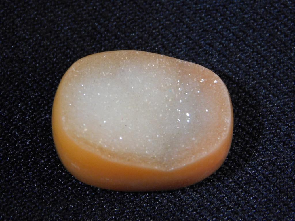 DRUZY QUARTZ CABOCHON ROCK STONE LAPIDARY SPECIMEN: DRUZY QUARTZ CABOCHON ROCK STONE LAPIDARY SPECIMEN