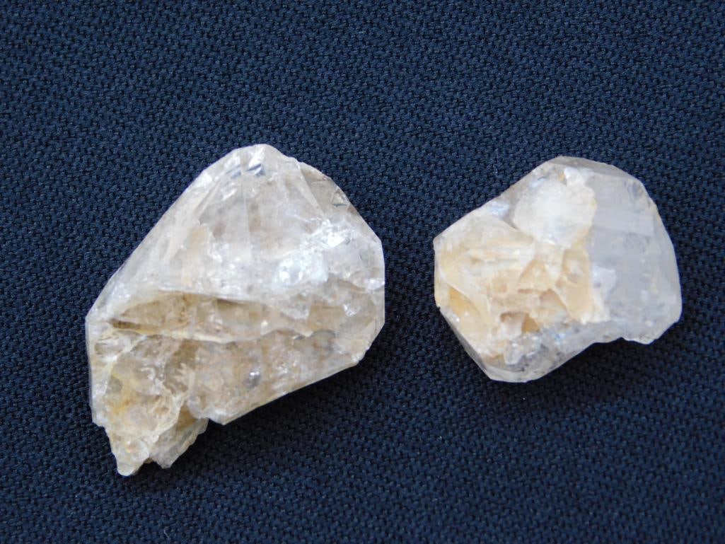 HERKIMER DIAMOND 90 CARATS ROCK STONE LAPIDARY SPECIMEN: HERKIMER DIAMOND 90 CARATS ROCK STONE LAPIDARY SPECIMEN