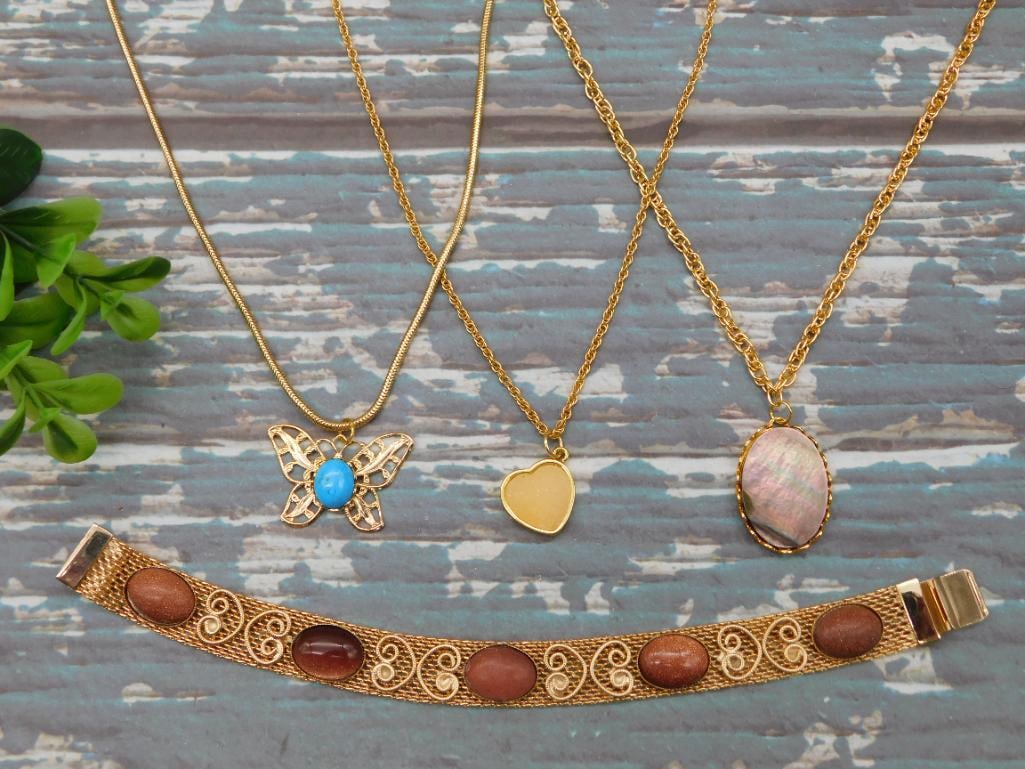 MIXED JEWELRY LOT ROCK STONE LAPIDARY SPECIMEN: MIXED JEWELRY LOT ROCK STONE LAPIDARY SPECIMEN