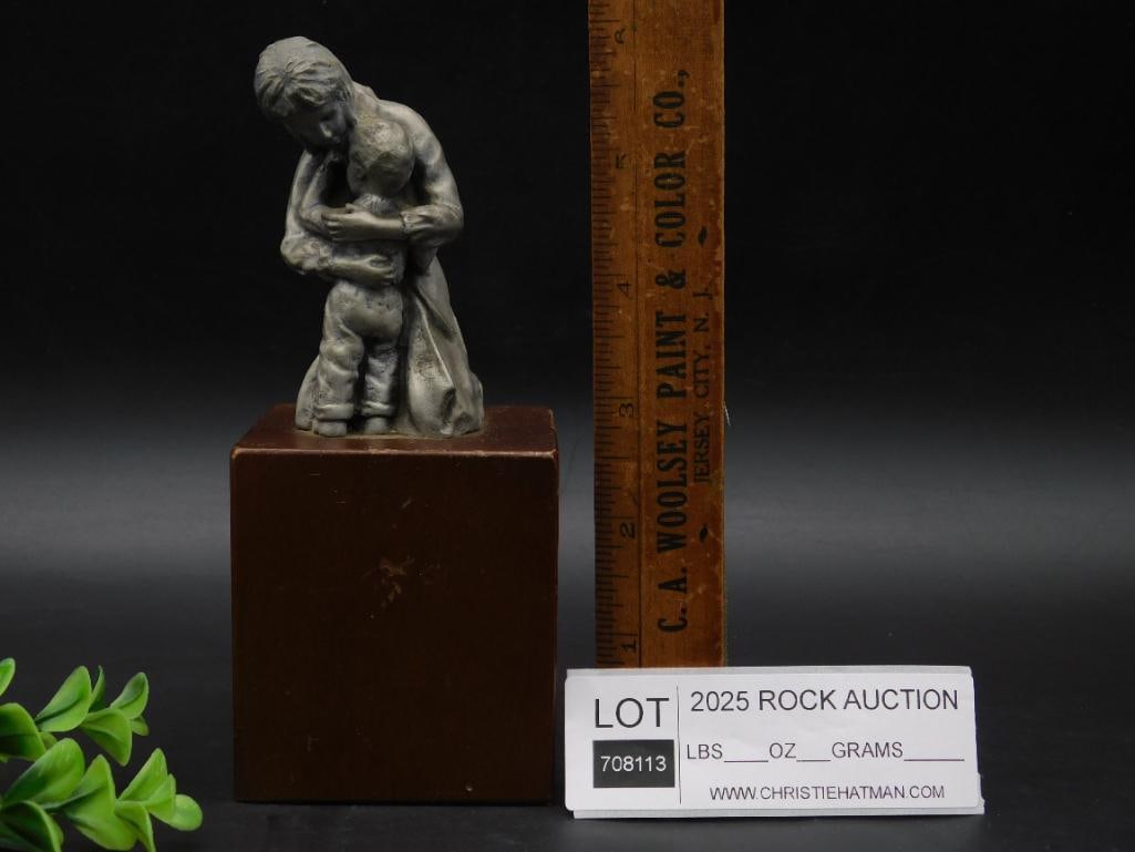 Reed & Barton Mother?s Day Pewter Sculpture ?Passing Crisis?: Reed & Barton Mother?s Day Pewter Sculpture ?Passing Crisis?