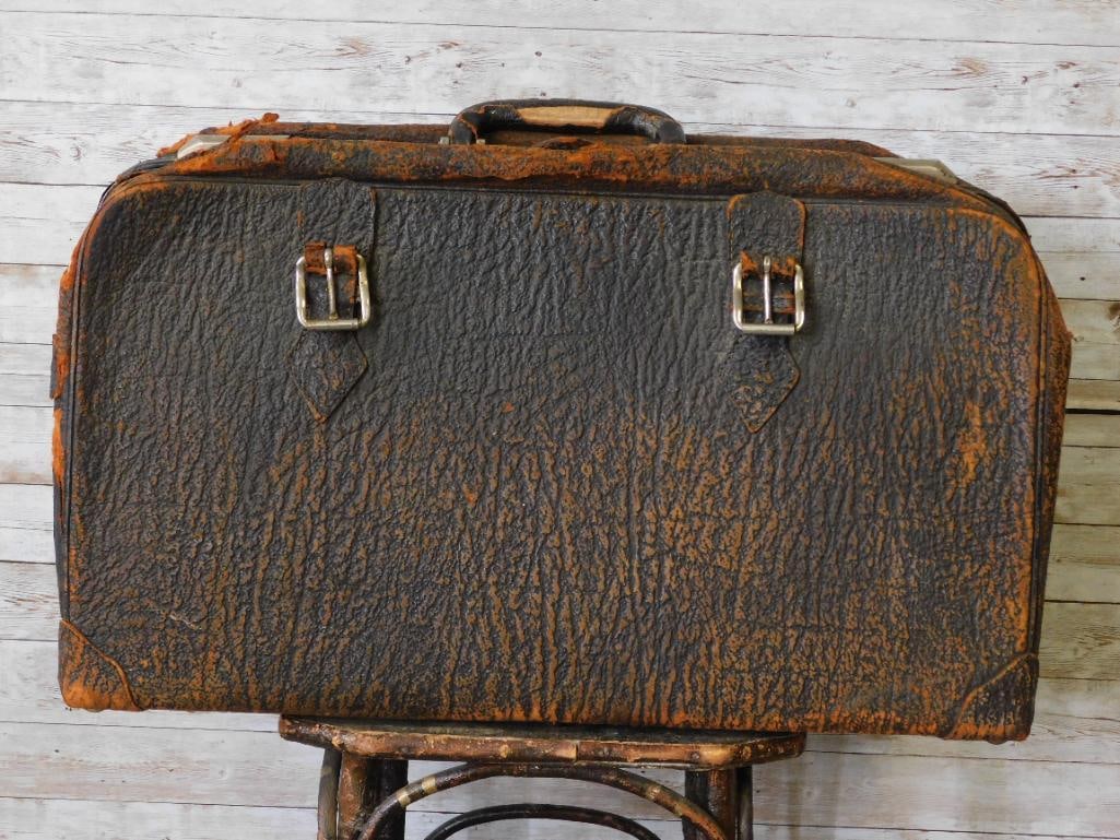 Govreaus Leather Luggage Suitcase Vintage Antique (1 of 6)