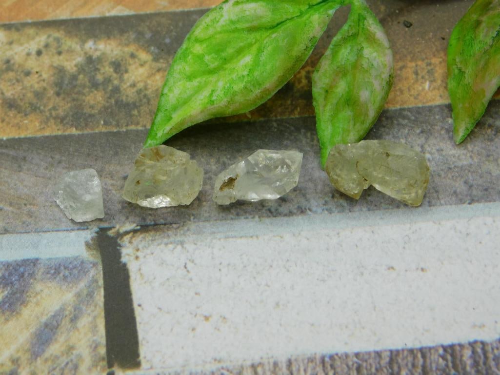 HERKIMER DIAMOND ROCK STONE LAPIDARY SPECIMEN: HERKIMER DIAMOND ROCK STONE LAPIDARY SPECIMEN