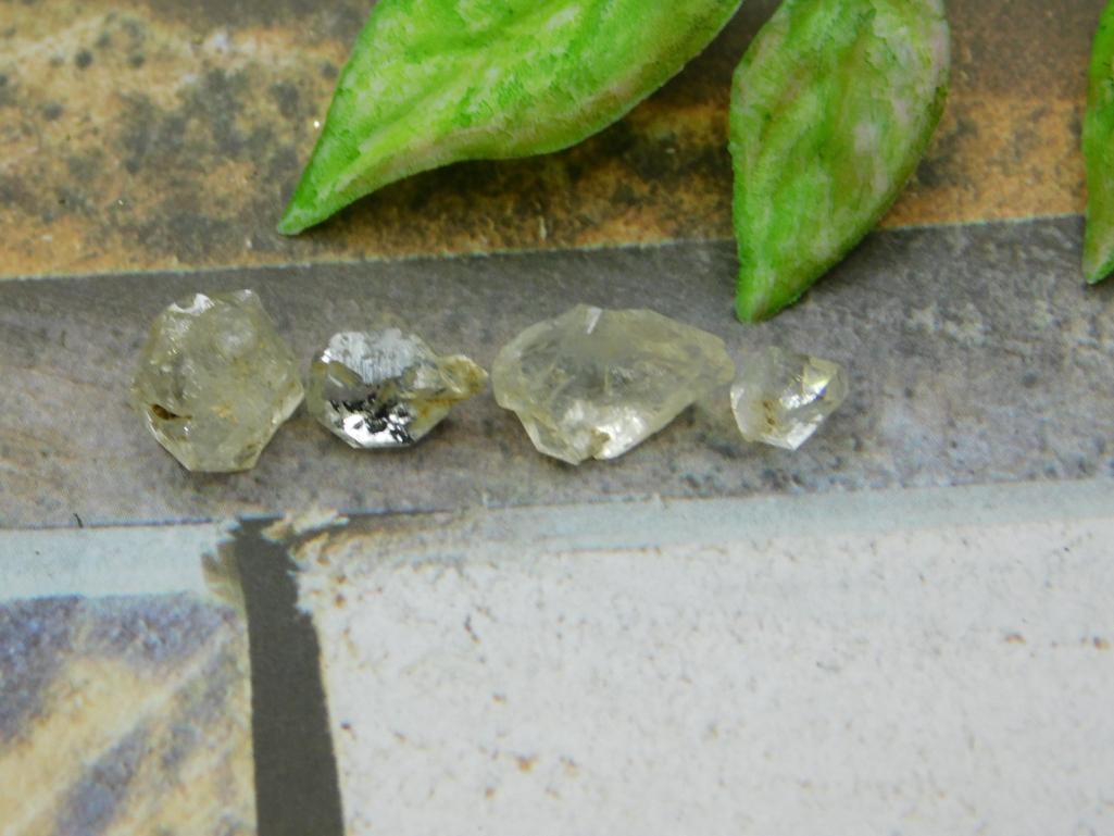 HERKIMER DIAMOND ROCK STONE LAPIDARY SPECIMEN: HERKIMER DIAMOND ROCK STONE LAPIDARY SPECIMEN