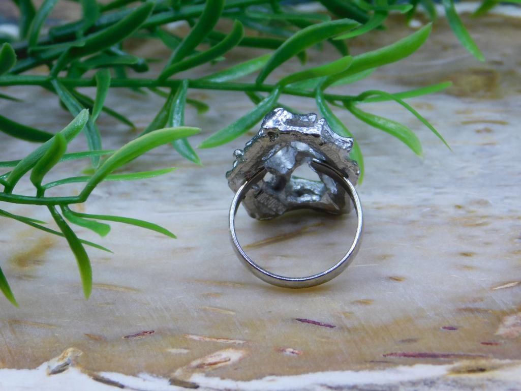 RING ROCK STONE LAPIDARY SPECIMEN - 3