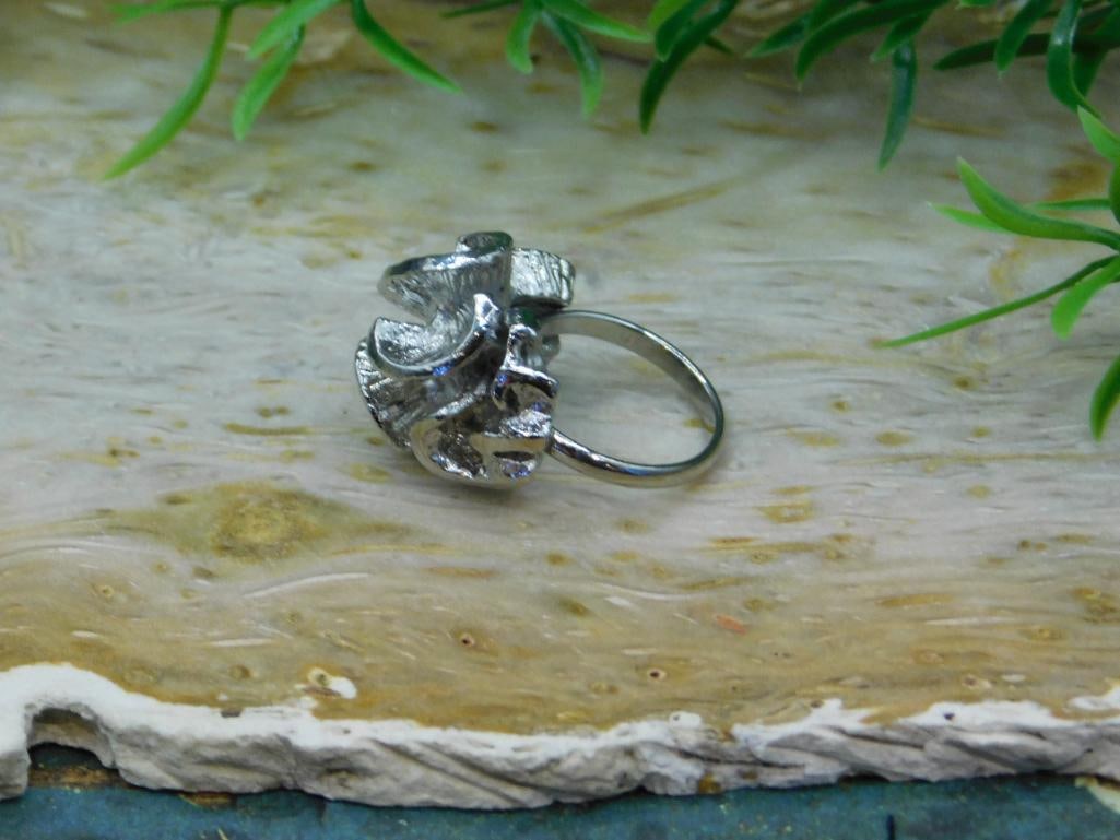 FLOWER RING ROCK STONE LAPIDARY SPECIMEN - 3