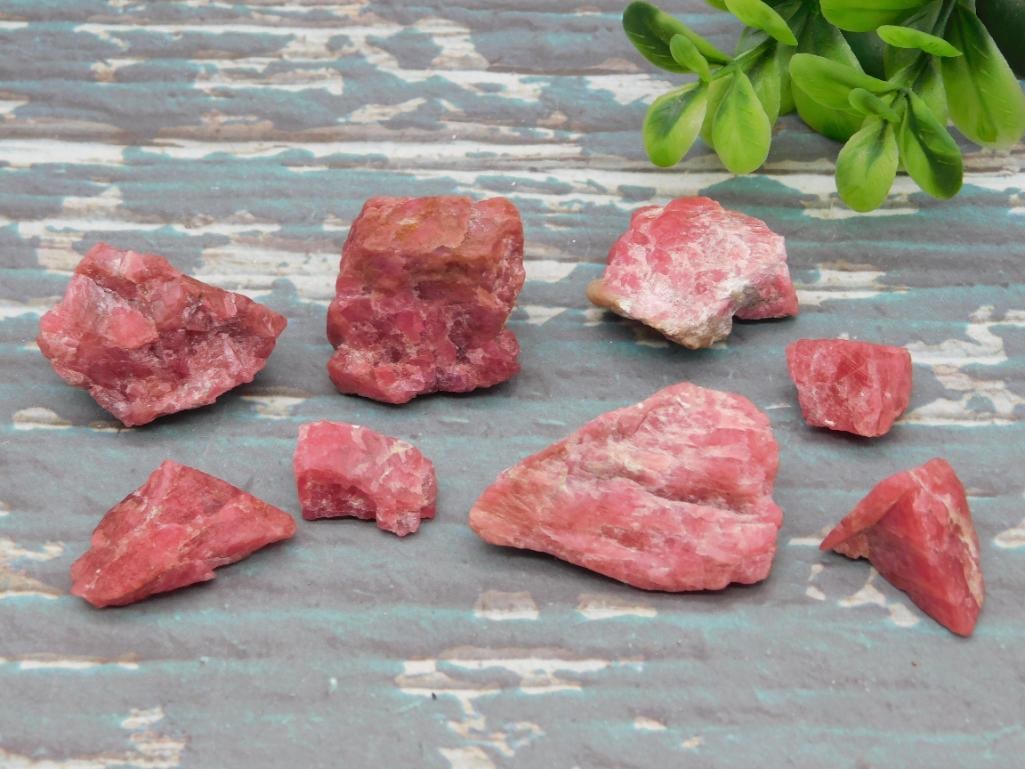 GEM RHODONITE ROCK STONE LAPIDARY SPECIMEN: GEM RHODONITE ROCK STONE LAPIDARY SPECIMEN