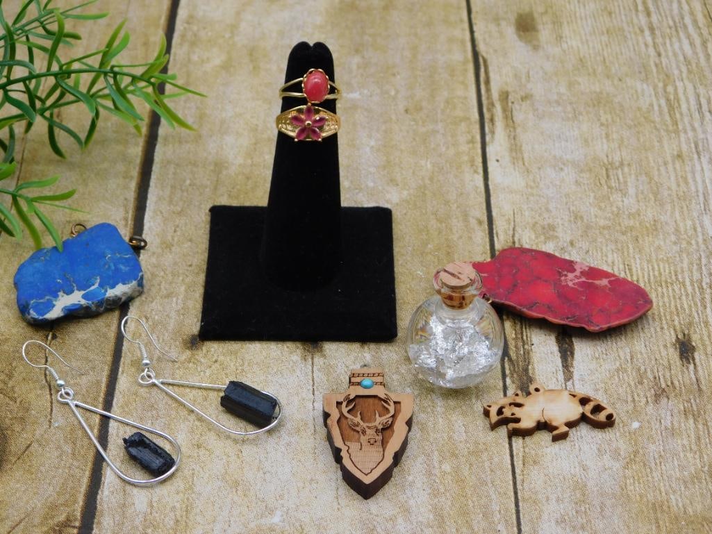 MIXED LOT ROCK STONE LAPIDARY SPECIMEN: MIXED LOT ROCK STONE LAPIDARY SPECIMEN