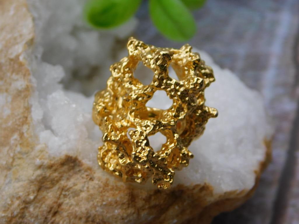 GOLDTONE RING ROCK STONE LAPIDARY SPECIMEN (1 of 2)