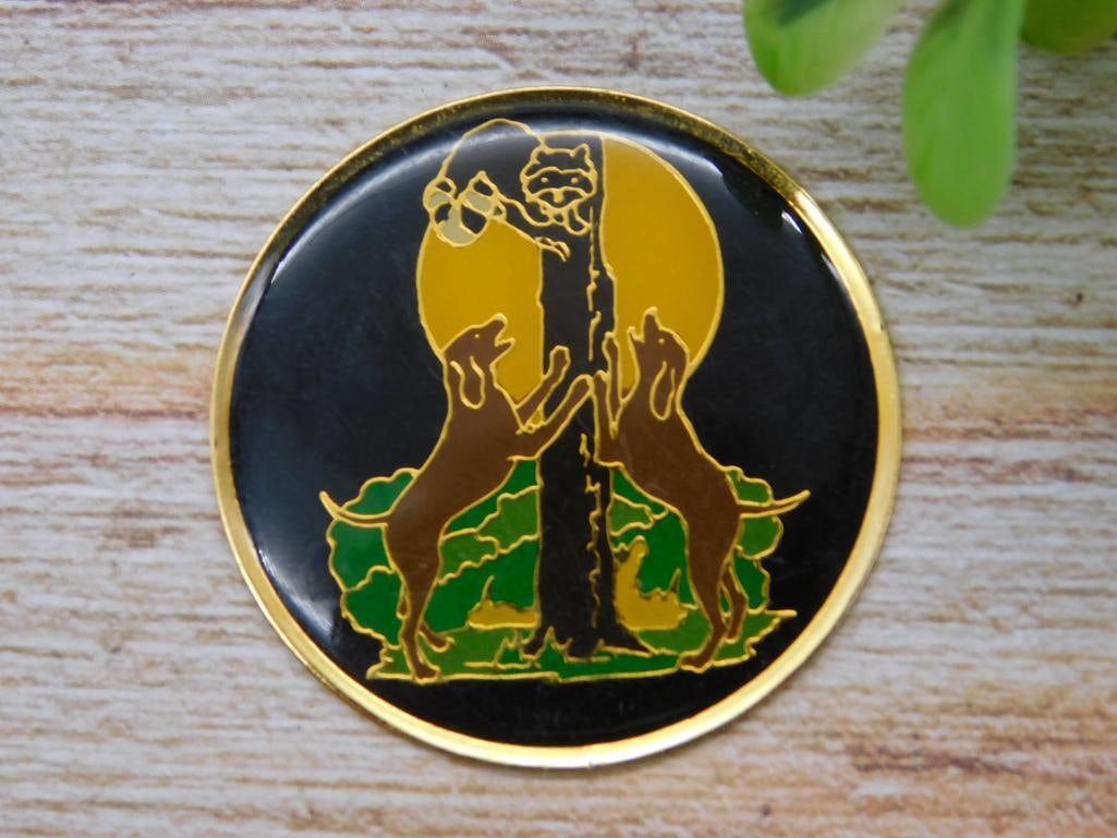 HUNTING CABOCHON ROCK STONE LAPIDARY SPECIMEN: HUNTING CABOCHON ROCK STONE LAPIDARY SPECIMEN