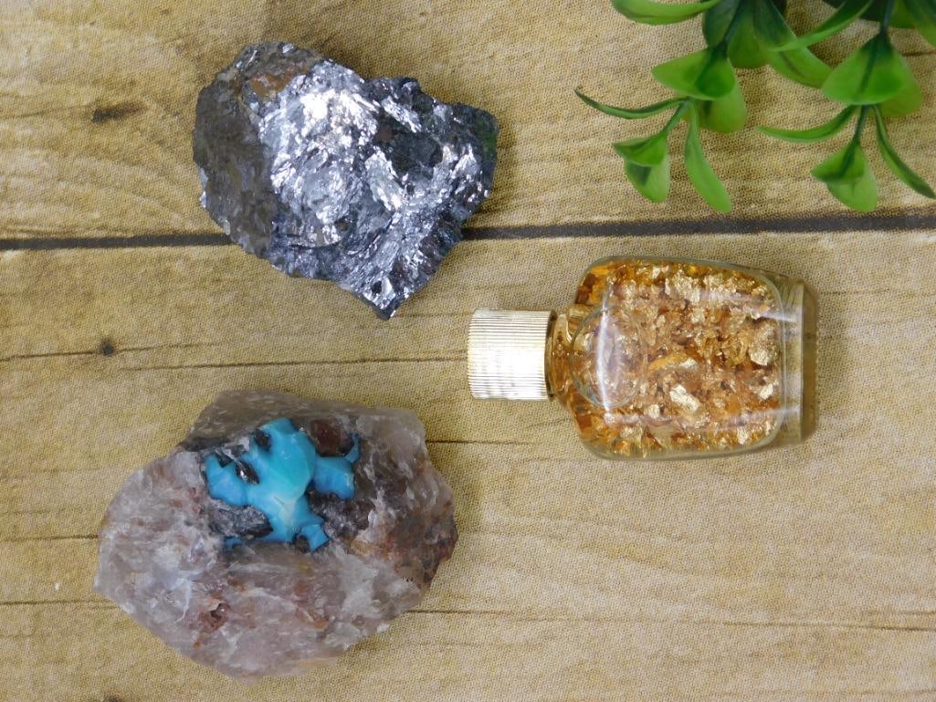 MIXED LOT ROCK STONE LAPIDARY SPECIMEN: MIXED LOT ROCK STONE LAPIDARY SPECIMEN