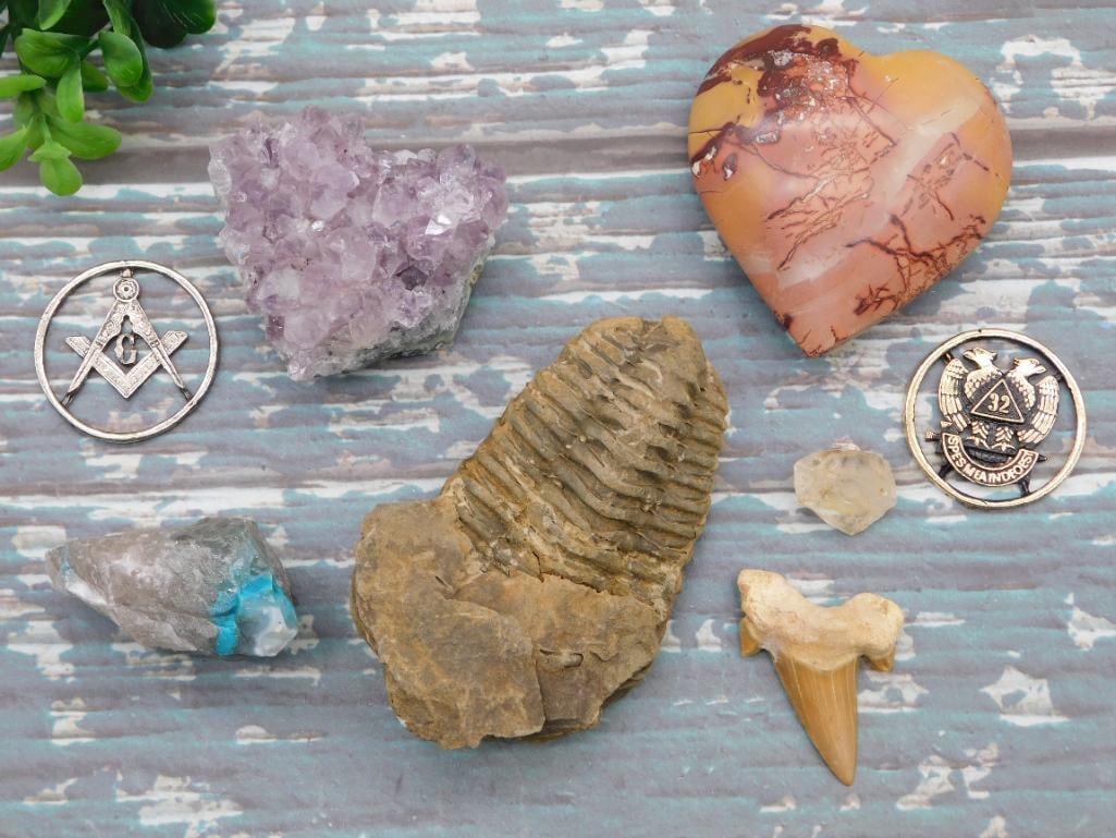 MIXED LOT ROCK STONE LAPIDARY SPECIMEN: MIXED LOT ROCK STONE LAPIDARY SPECIMEN