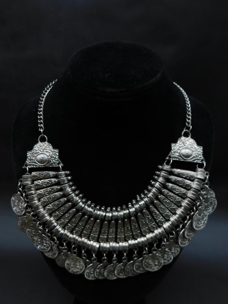 COIN AND PLANK NECKLACE (1 of 4)