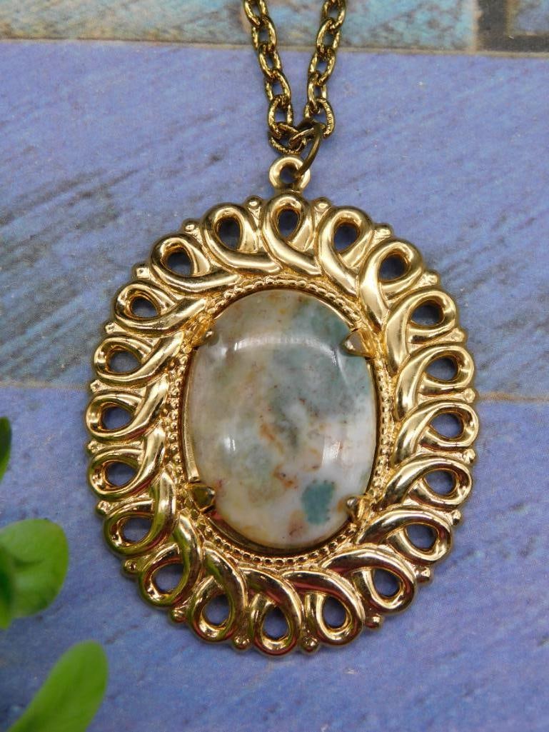 GENUINE STONE PENDANT ON CHAIN NECKLACE ROCK STONE LAPIDARY SPECIMEN (1 of 2)