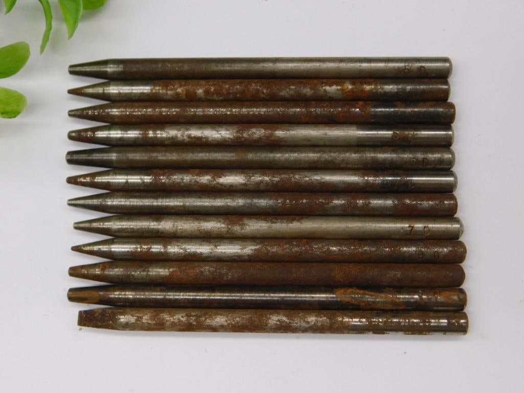 12 Rusted Steel Punches with Size Markings Watchmaker Watchmaking Tools: 12 Rusted Steel Punches with Size Markings Watchmaker Watchmaking Tools