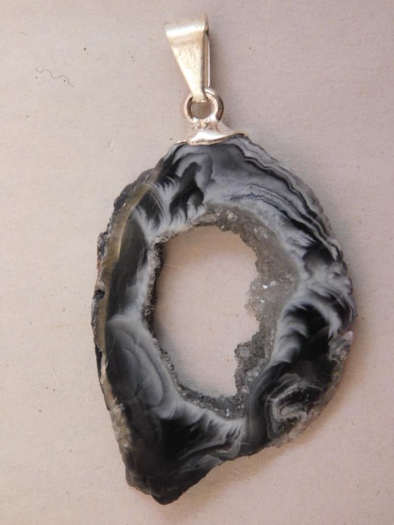 GEODE SLICE PENDANT ROCK STONE LAPIDARY SPECIMEN (1 of 2)
