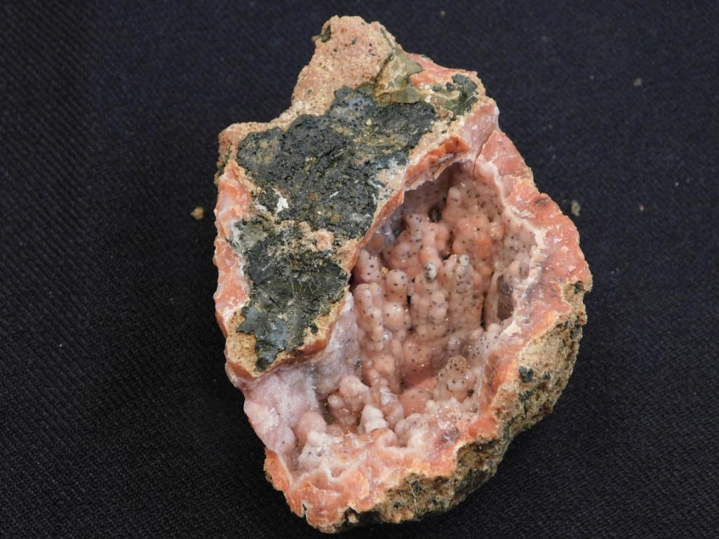 CAVE GEODE ROCK STONE LAPIDARY SPECIMEN (1 of 2)