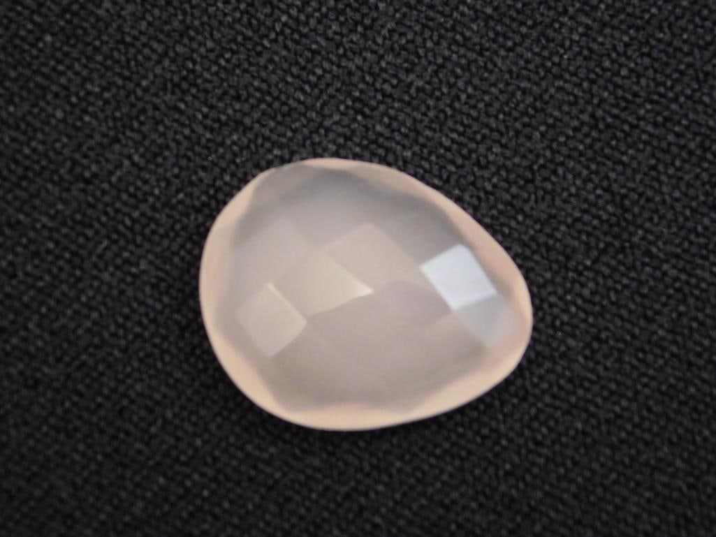 PINK CHALCEDONY 10 CARATS ROCK STONE LAPIDARY SPECIMEN (1 of 2)