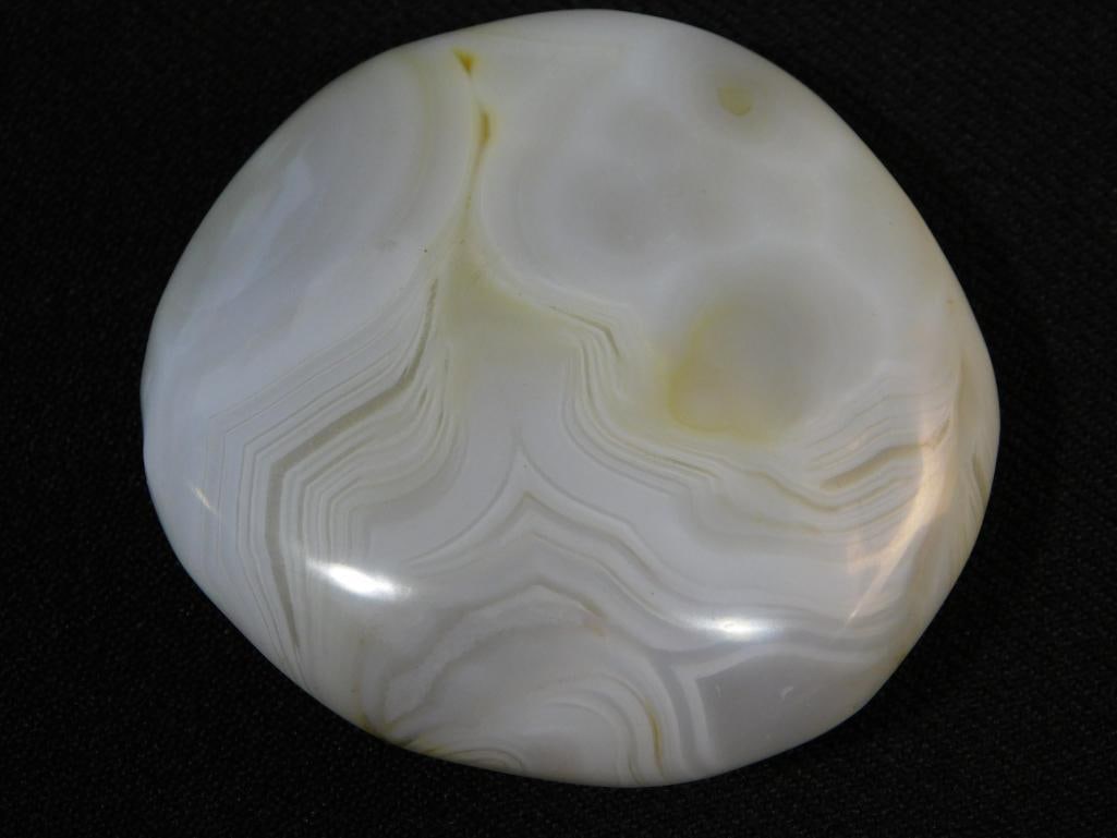 BANDED AGATE POLISHED ROCK STONE LAPIDARAY SPECIMEN: BANDED AGATE POLISHED ROCK STONE LAPIDARAY SPECIMEN