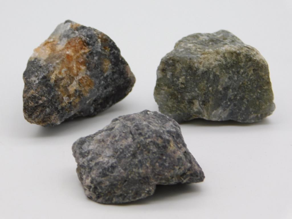 LABRADORITE ROCK STONE LAPIDARY SPECIMEN: LABRADORITE ROCK STONE LAPIDARY SPECIMEN