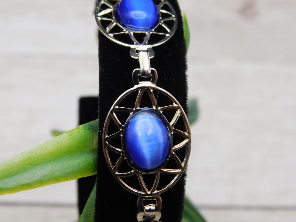 CATS EYE BRACELET ROCK STONE LAPIDARY SPECIMEN: CATS EYE BRACELET ROCK STONE LAPIDARY SPECIMEN