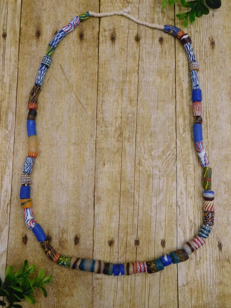 AFRICAN TRADE BEADS ROCK STONE LAPIDARY SPECIMEN: AFRICAN TRADE BEADS ROCK STONE LAPIDARY SPECIMEN