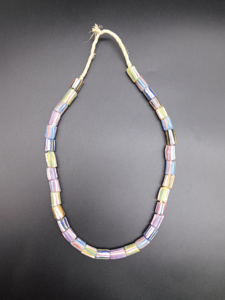 AFRICAN TRADE BEADS ROCK STONE LAPIDARY SPECIMEN: AFRICAN TRADE BEADS ROCK STONE LAPIDARY SPECIMEN