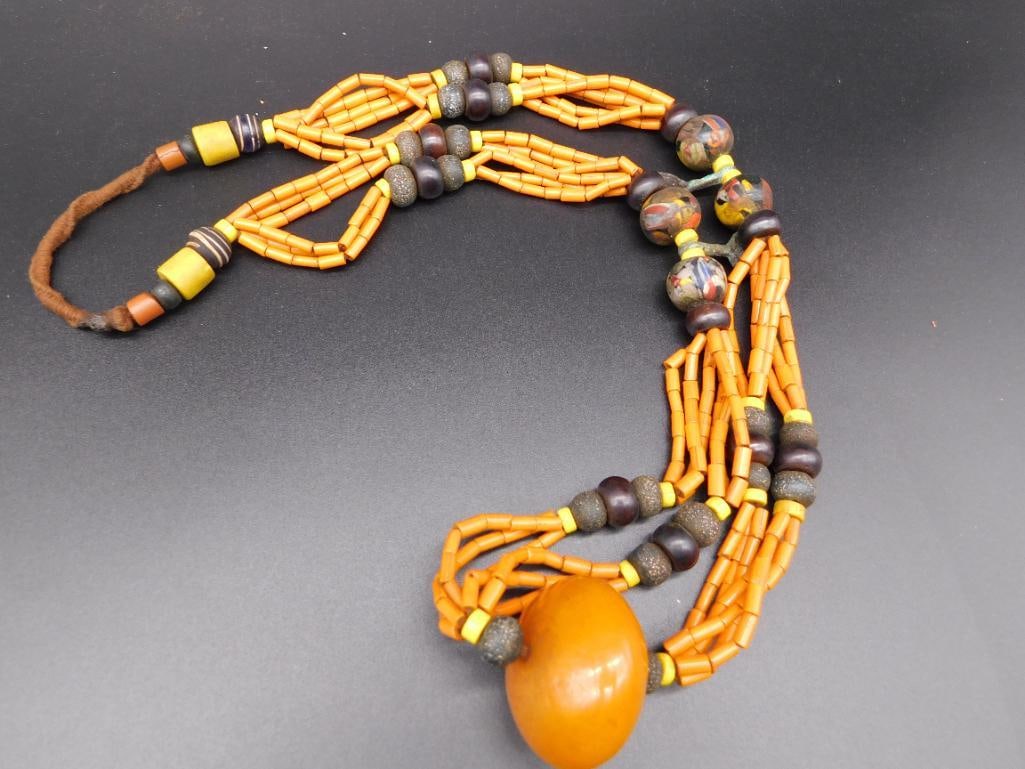 ORNATE CEREMONIAL AFRICAN TRADE BEADS VINTAGE ANTIQUE (1 of 2)