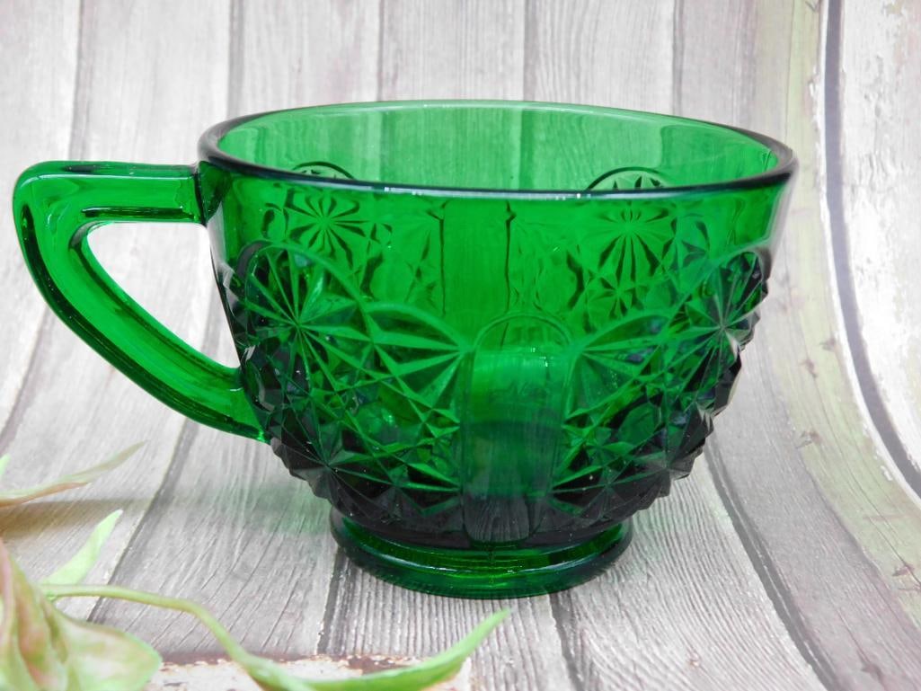 Green Glass Cup With Geometric Pattern: Green Glass Cup With Geometric Pattern