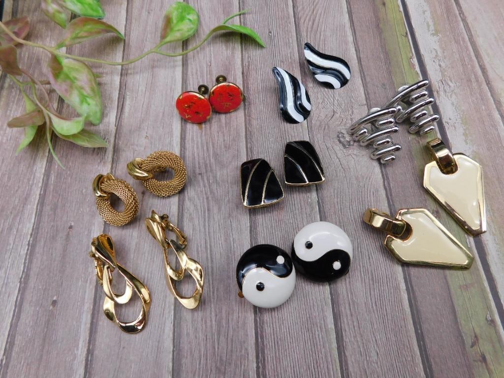 Lot of Eight Pairs of Clip-On Earrings in Mixed Designs: Lot of Eight Pairs of Clip-On Earrings in Mixed Designs