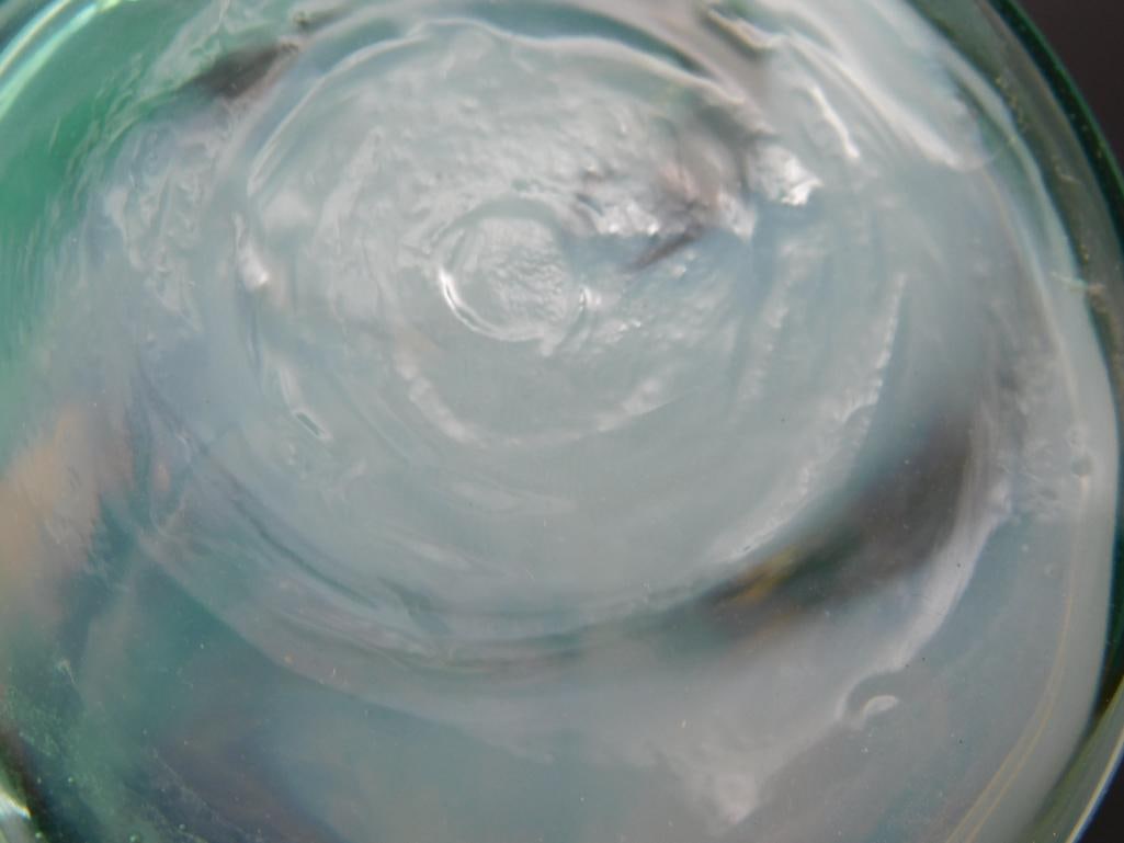 Swirled Glass Souvenir DECANTER with Stopper: Swirled Glass Souvenir DECANTER with Stopper