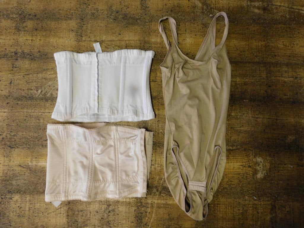 Set of Women?s Shapewear and Corset Items, Medium Size: Set of Women?s Shapewear and Corset Items, Medium Size