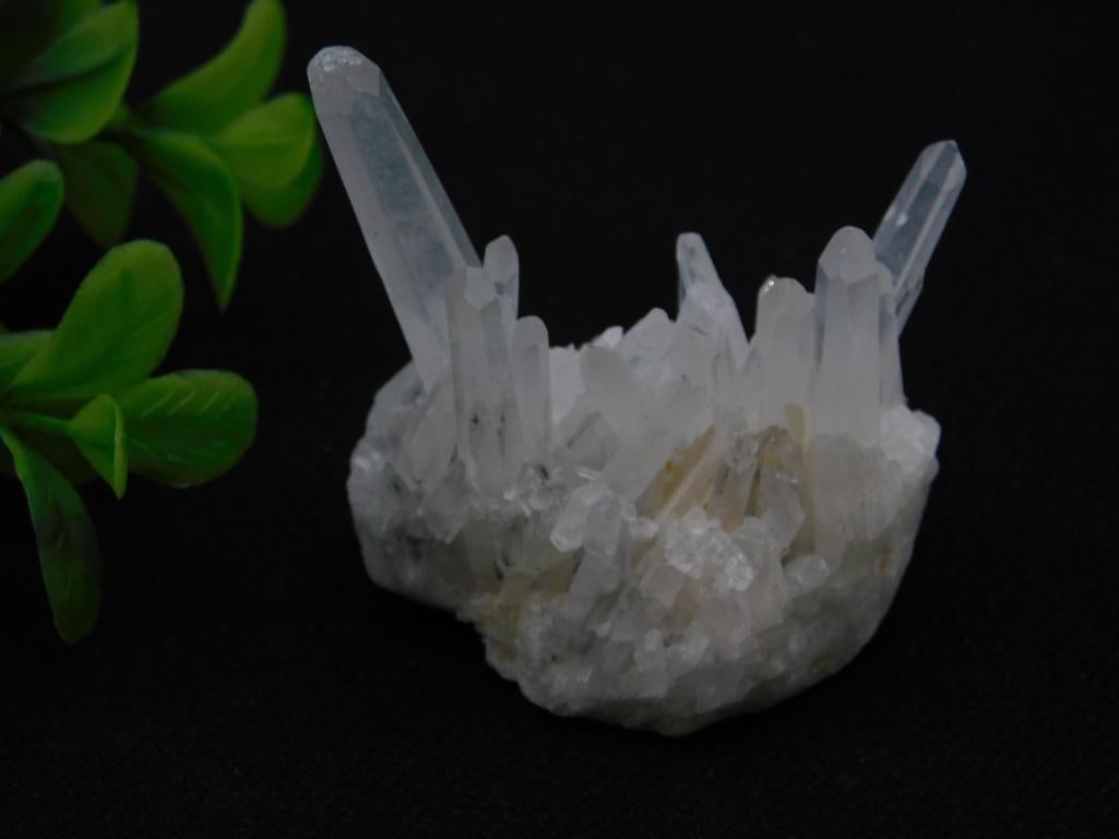 Natural Quartz Crystal Cluster Rock Stone Lapidary Specimen: Natural Quartz Crystal Cluster Rock Stone Lapidary Specimen