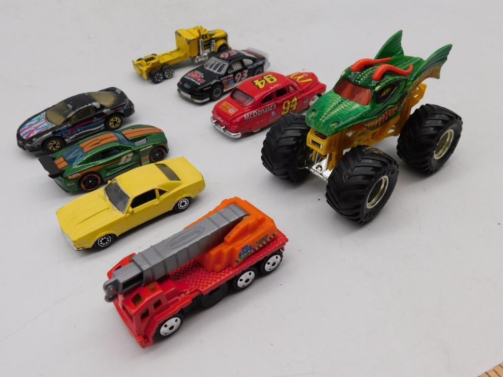 RETRO CAR TOYS MIXED BULK LOT (1 of 3)