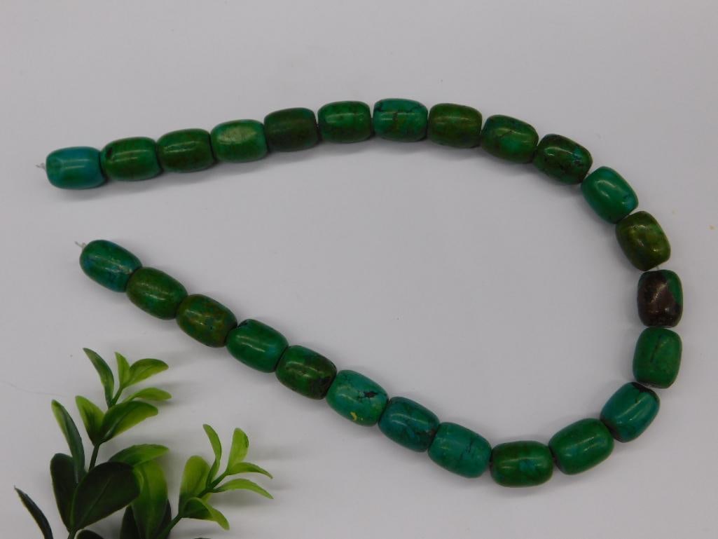 GREEN TURQUOISE BEADS ROCK STONE LAPIDARY SPECIMEN: GREEN TURQUOISE BEADS ROCK STONE LAPIDARY SPECIMEN