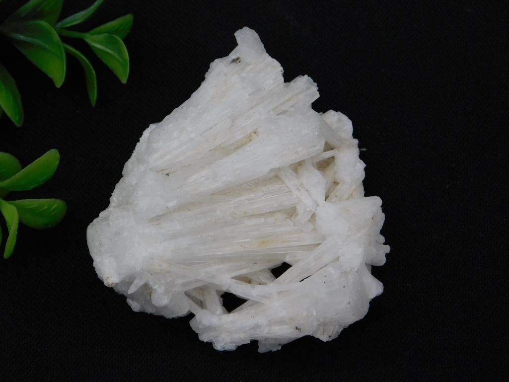 SCOLECITE MINERAL SPECIMEN ROCK STONE LAPIDARY SPECIMEN: SCOLECITE MINERAL SPECIMEN ROCK STONE LAPIDARY SPECIMEN