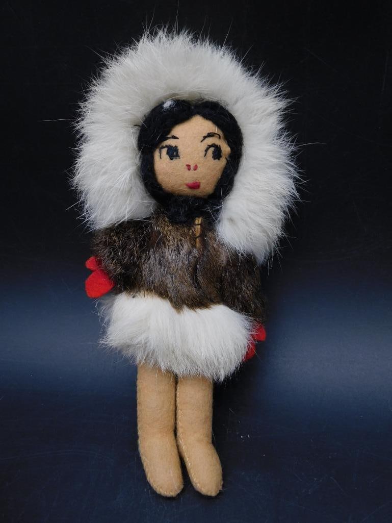 ESKIMO DOLL VINTAGE ANTIQUE: ESKIMO DOLL VINTAGE ANTIQUE