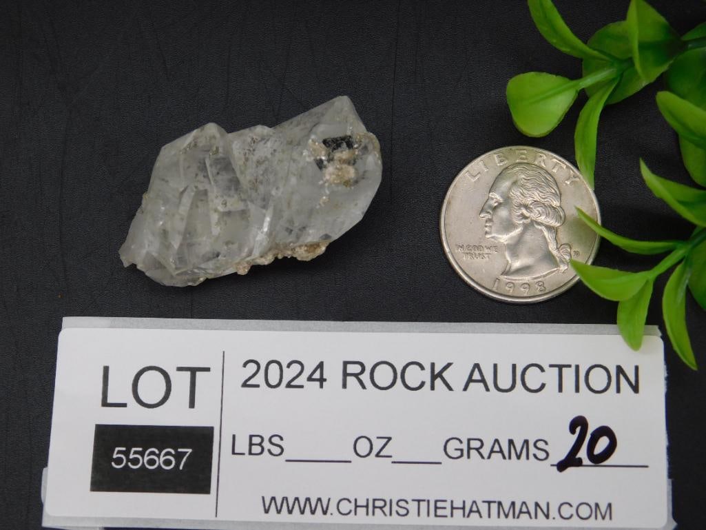 QUARTZ ROCK STONE LAPIDARY SPECIMEN - 2