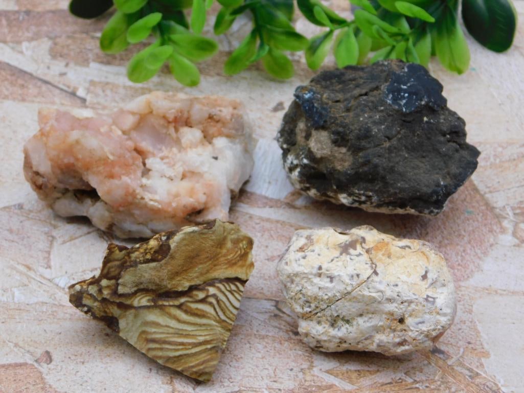 MIXED LOT ROCK STONE LAPIDARY SPECIMEN: MIXED LOT ROCK STONE LAPIDARY SPECIMEN