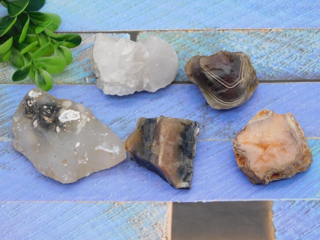 MIXED LOT ROCK STONE LAPIDARY SPECIMEN: MIXED LOT ROCK STONE LAPIDARY SPECIMEN