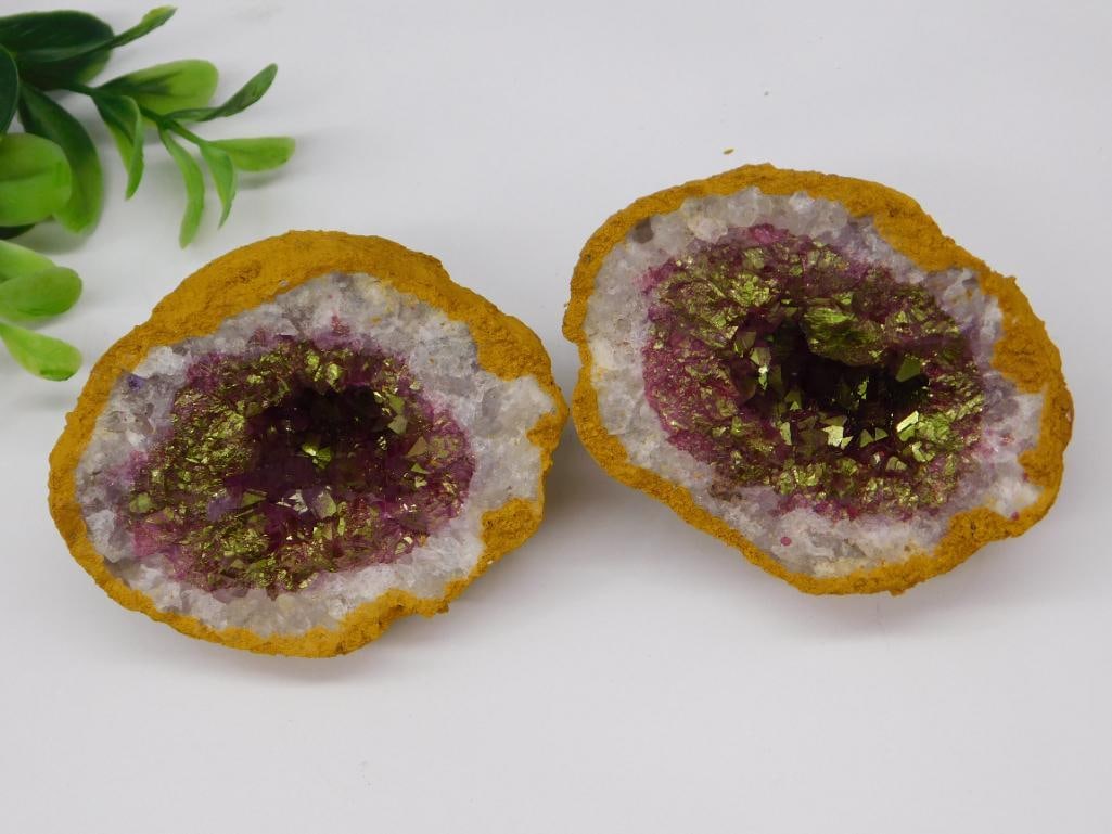 PINK AND GOLD GEODE ROCK STONE LAPIDARY SPECIMEN: PINK AND GOLD GEODE ROCK STONE LAPIDARY SPECIMEN