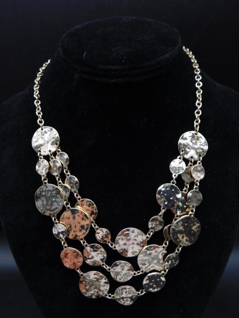 HAMMERED DISC MULTISTRAND NECKLACE: HAMMERED DISC MULTISTRAND NECKLACE