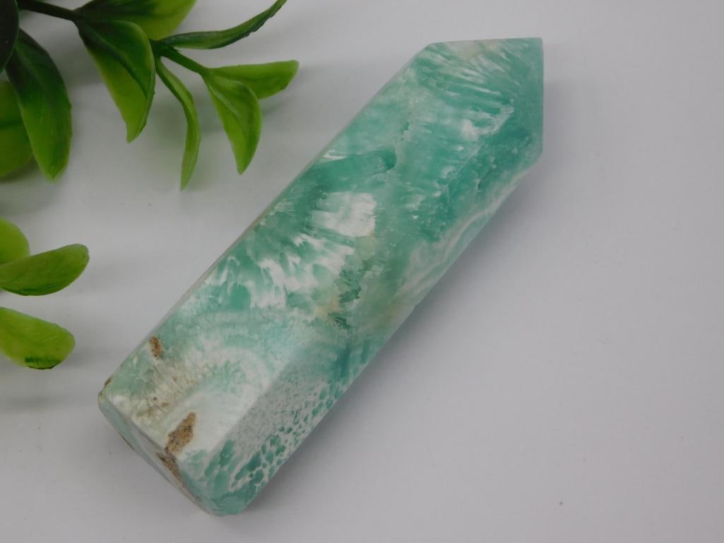 BLUE ARAGONITE TOWER ROCK STONE LAPIDARY SPECIMEN: BLUE ARAGONITE TOWER ROCK STONE LAPIDARY SPECIMEN