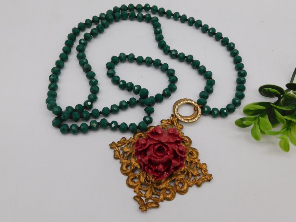 ROSE PENDANT ON SPARKLE BEAD NECKLACE: ROSE PENDANT ON SPARKLE BEAD NECKLACE