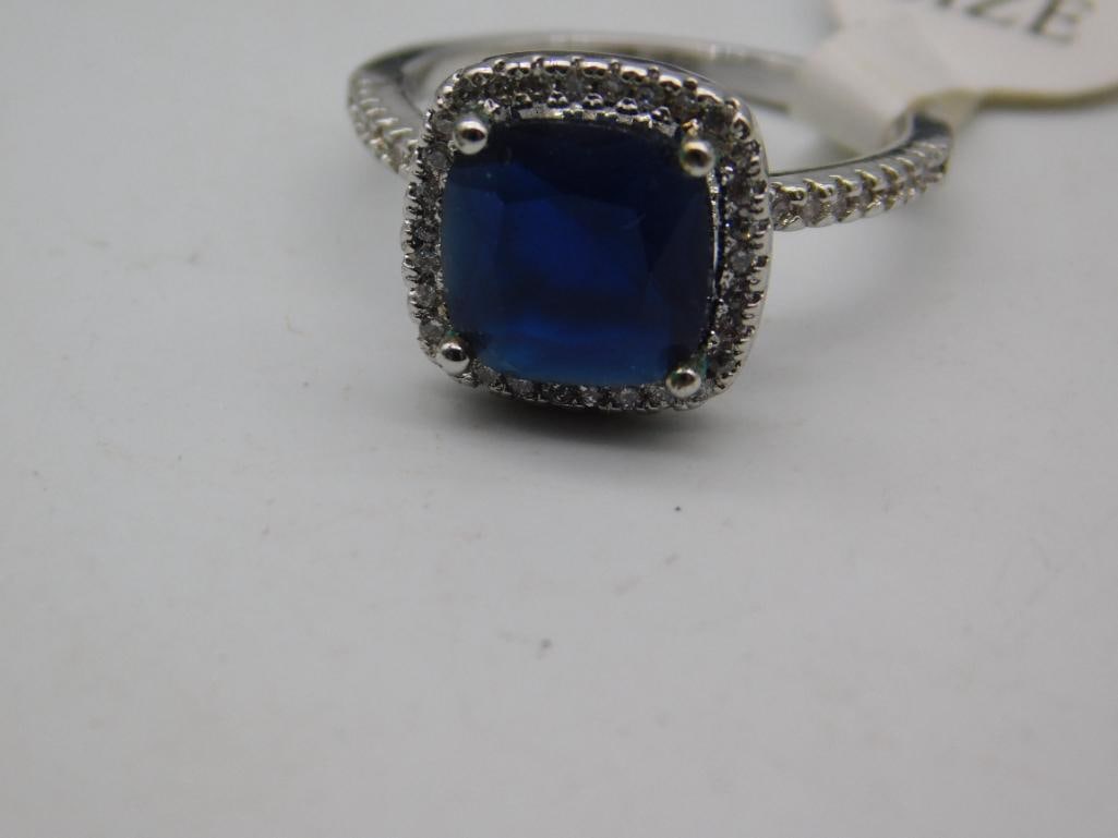 STONE RING ROCK STONE LAPIDARY SPECIMEN: STONE RING ROCK STONE LAPIDARY SPECIMEN