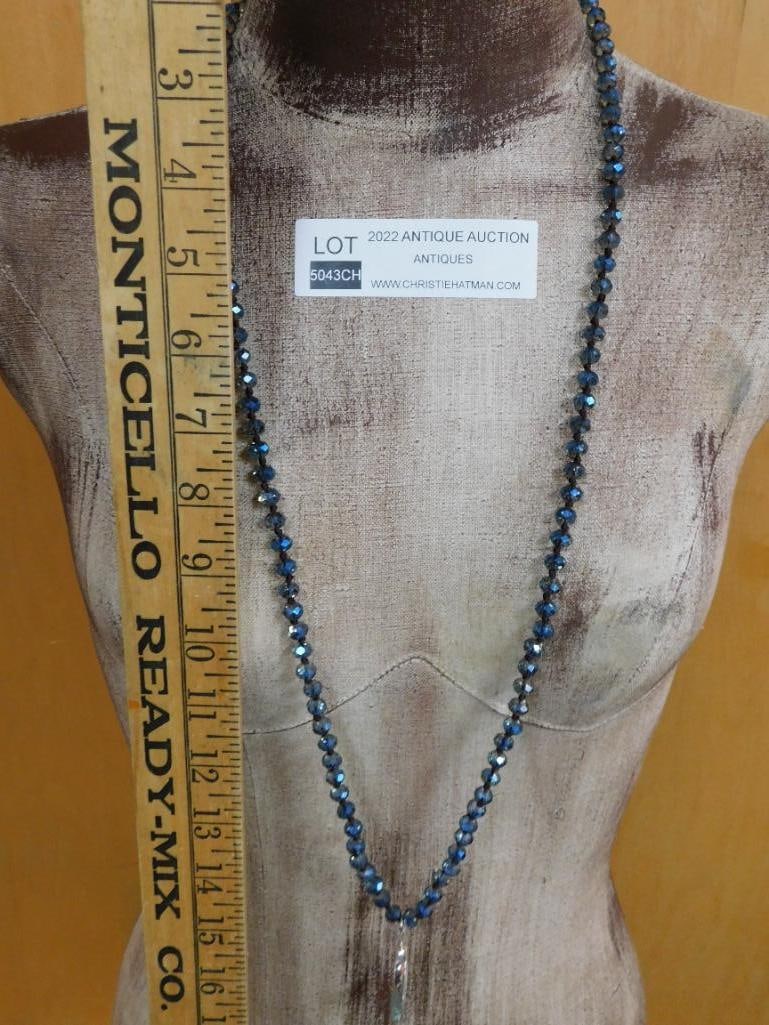 GEODE SLICE PENDANT ON SPARKLE BEAD NECKLACE - 2