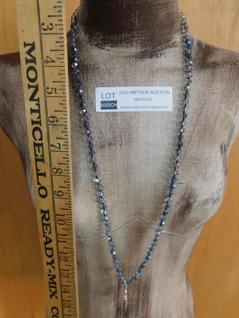 GEODE SLICE PENDANT ON SPARKLE BEAD NECKLACE - 2