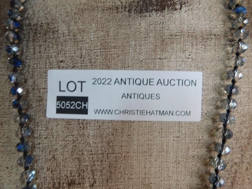 GEODE SLICE PENDANT ON SPARKLE BEAD NECKLACE - 3