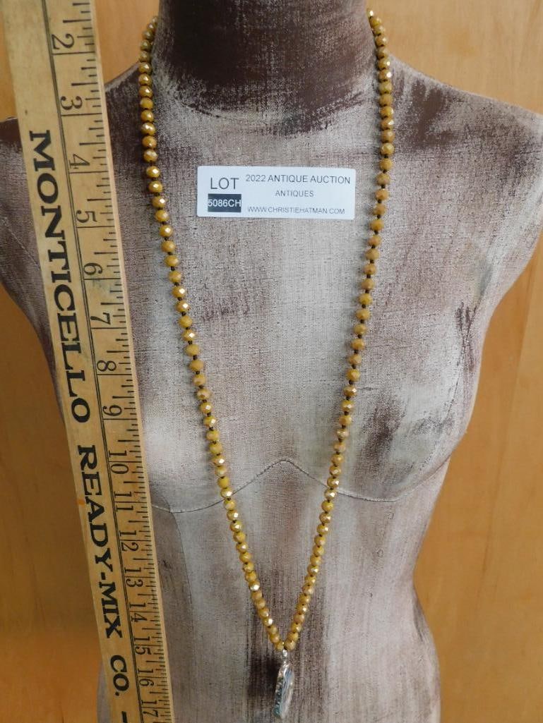 GEODE SLICE PENDANT ON SPARKLE BEAD NECKLACE - 2