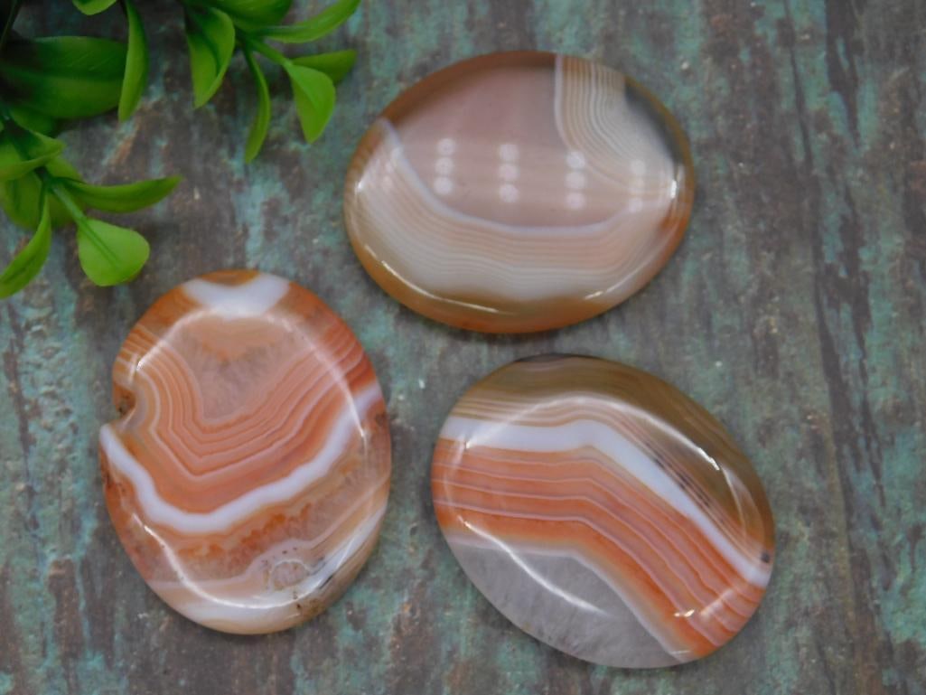 BANDED CARNELIAN WORRY STONES ROCK STONE LAPIDARY SPECIMEN: BANDED CARNELIAN WORRY STONES ROCK STONE LAPIDARY SPECIMEN