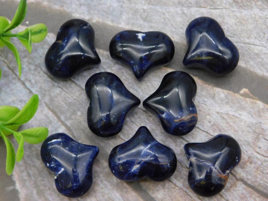 SODALITE HEARTS ROCK STONE LAPIDARY SPECIMEN: SODALITE HEARTS ROCK STONE LAPIDARY SPECIMEN